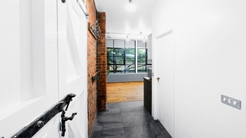 Lifestyle Location Space London - Loft Style Apartment - Hallway Space