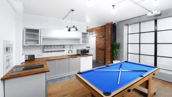 Photo Studio Hire London - Warehouse Apartment - Kitchen Pool Table