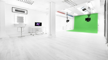 Luxury Green Screen Studio Hire - Canary Wharf London