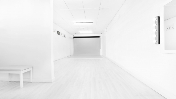 White Photo Video Studio Hire - East London Canary Wharf