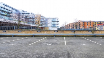 Photo Studio Hire London - Free Parking Spaces