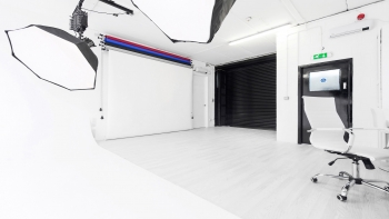 Video Studio Hire London - Backdrops Lighting